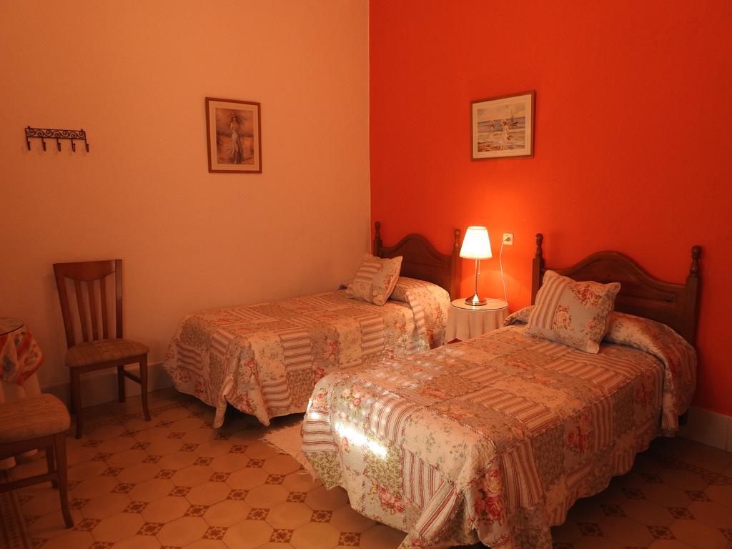 Hostal El Faro Chipiona Exteriör bild